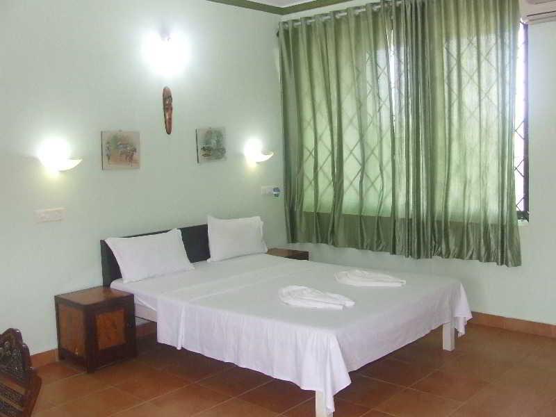 Pleasure Beach Resort Morjim Extérieur photo