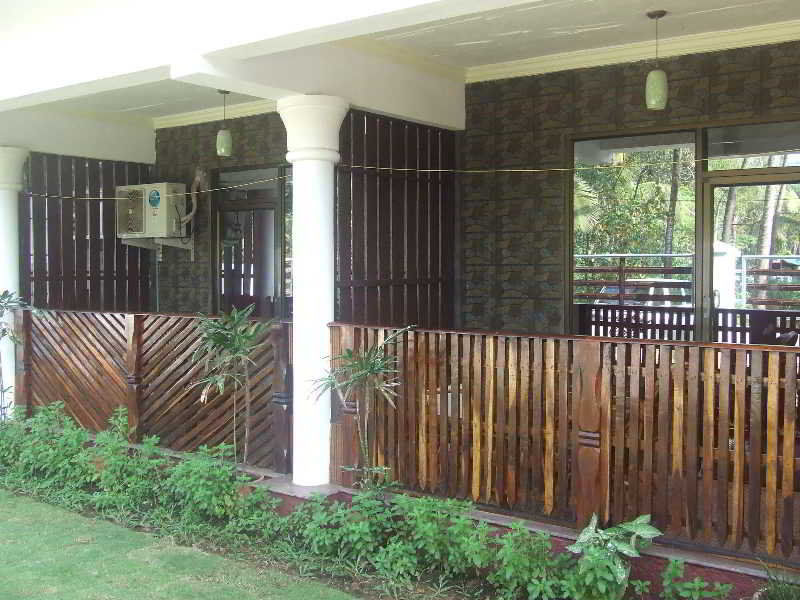 Pleasure Beach Resort Morjim Extérieur photo