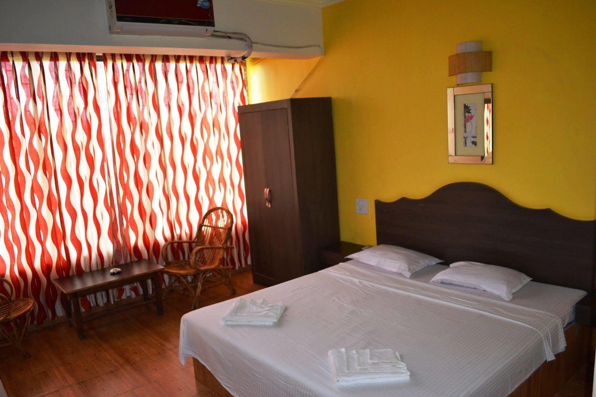 Pleasure Beach Resort Morjim Extérieur photo
