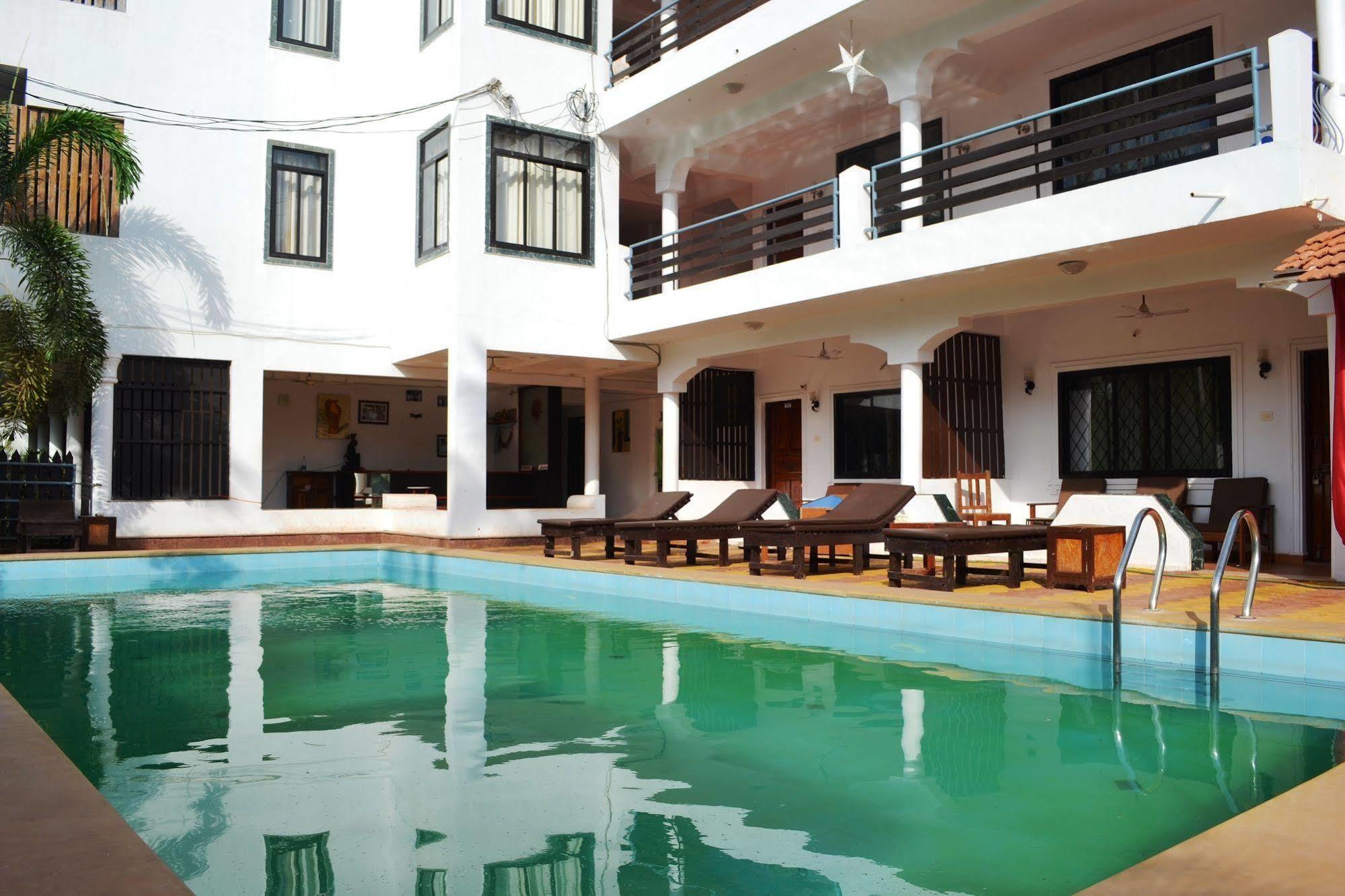 Pleasure Beach Resort Morjim Extérieur photo