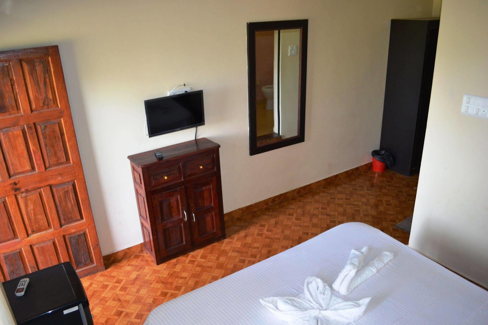 Pleasure Beach Resort Morjim Extérieur photo