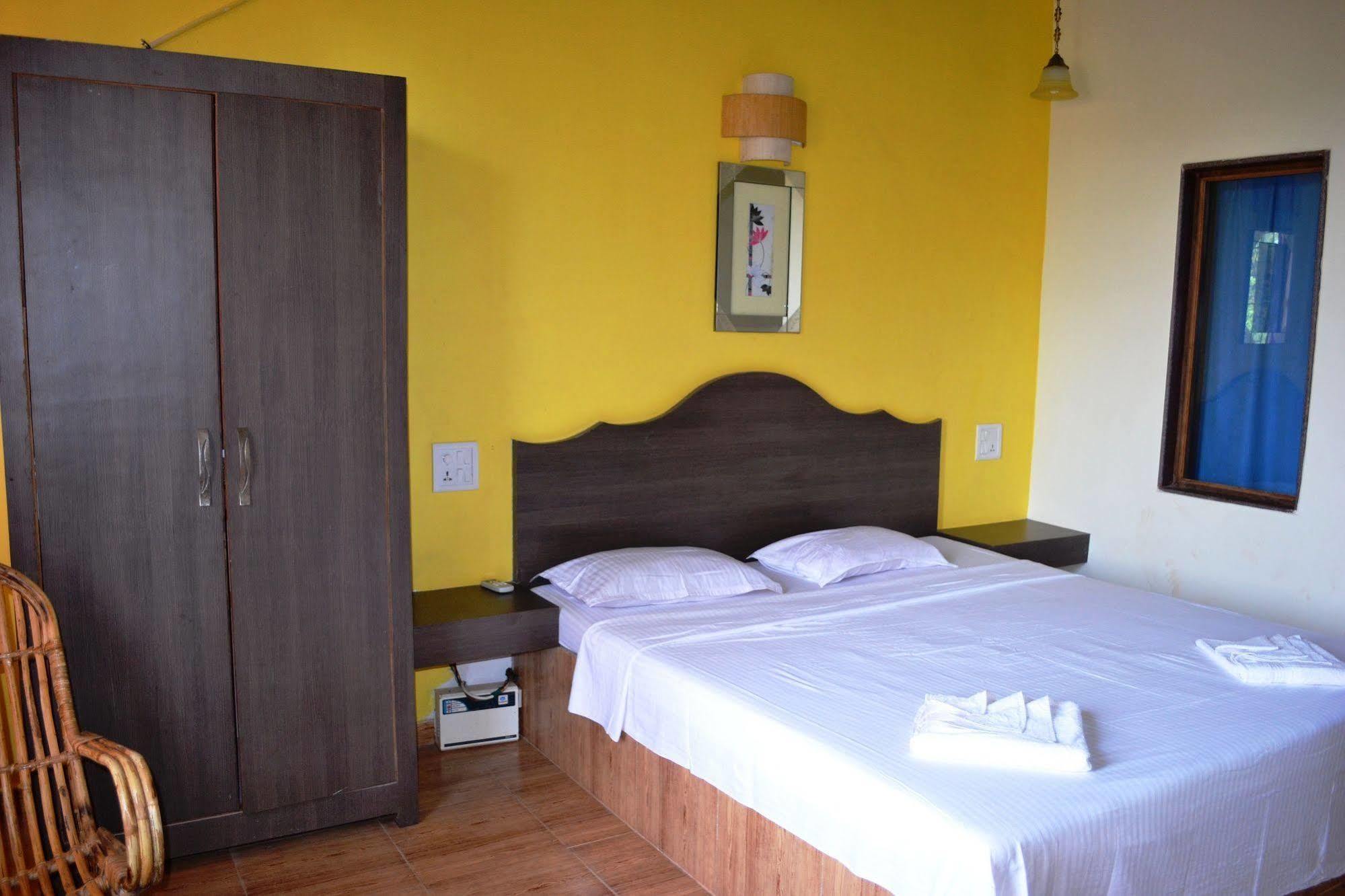 Pleasure Beach Resort Morjim Extérieur photo